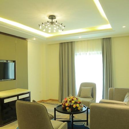 Check Inn Hotel Addisz-Abeba Kültér fotó